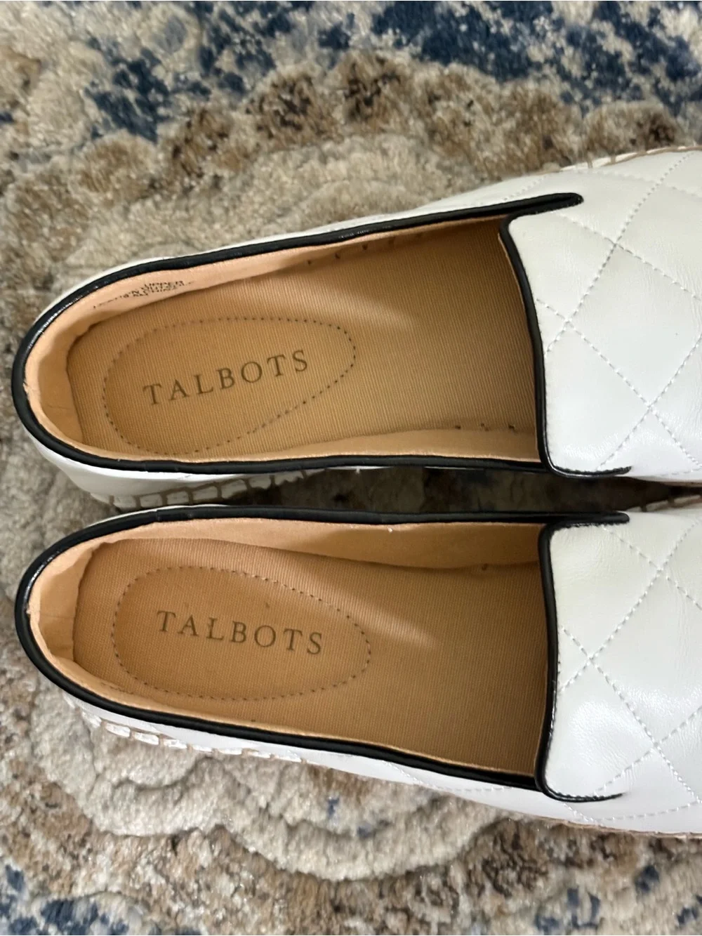 TALBOTS Women Izzy Quilted Nappa Espadrilles Leather Flat Shoes Size 8.5